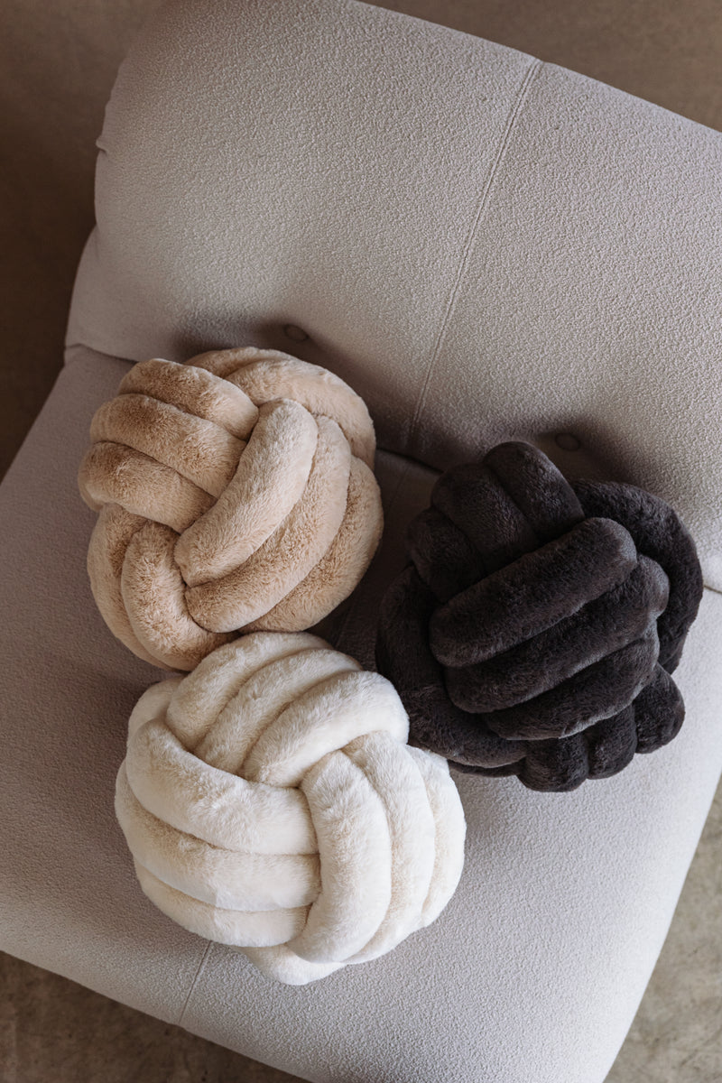 Knotty Pillow Cream