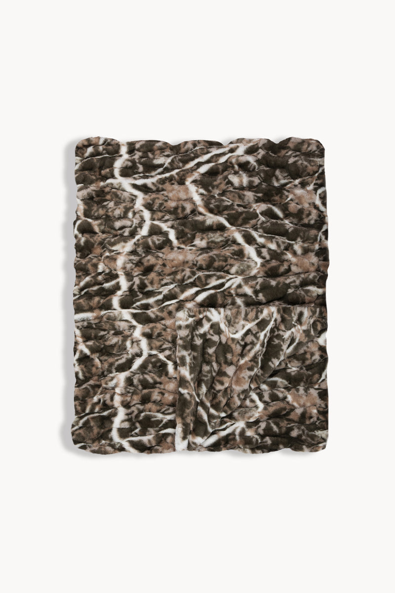 The Lola Pet Blanket | Sagebrush Camo