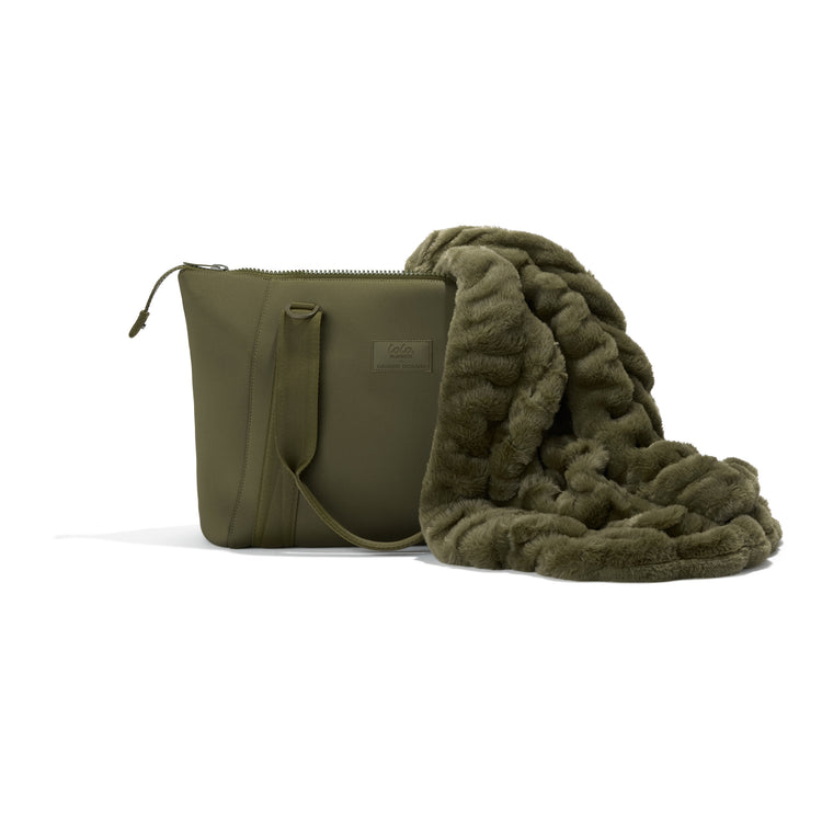 Lola x Dagne Dover: Dark Moss Bundle – Lola Blankets