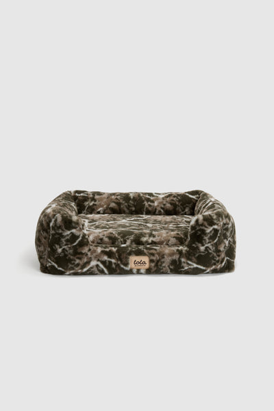SAGEBRUSHCAMOFRONTPETBED_grand
