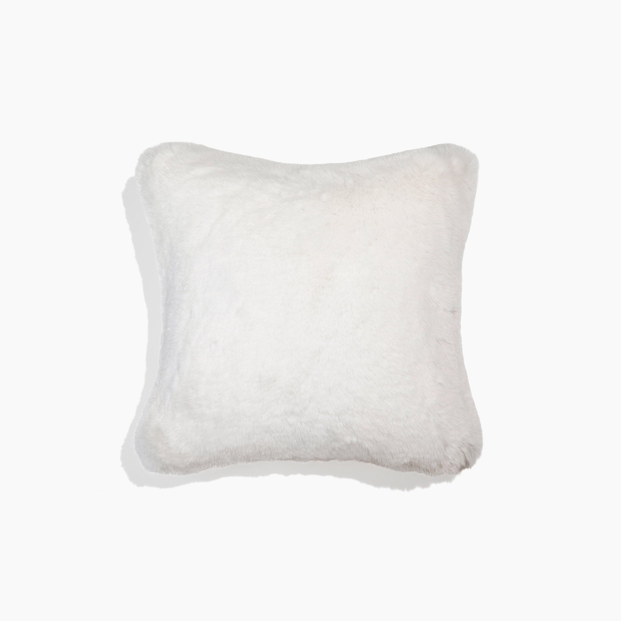 Creamy Cloud Luxe Pillow – Lola Blankets - Main Image