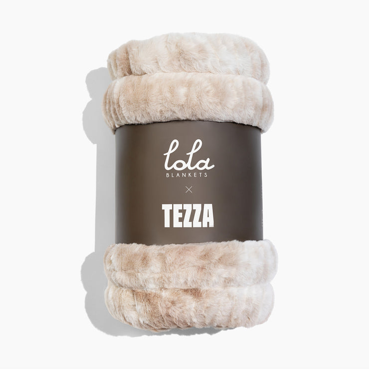 Tezza Coco Butter Faux Fur Blanket Wrap by Lola Blankets