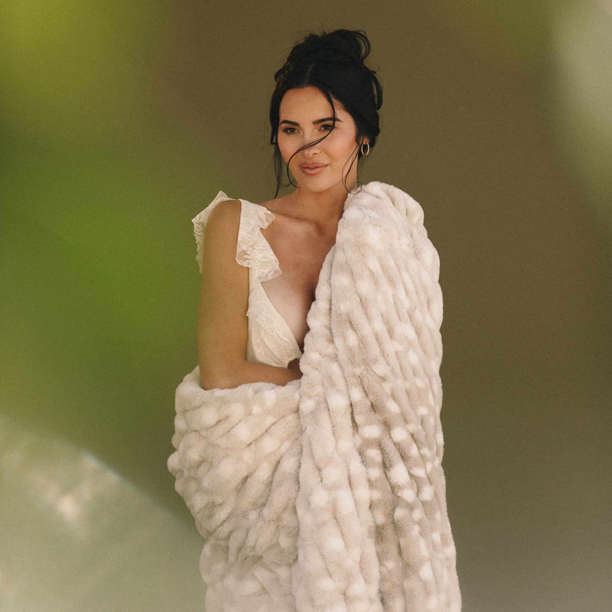 Rachell Parcell | Fawn Print Blankets | Lola Blankets