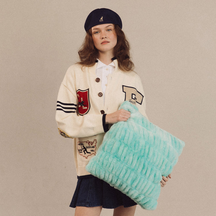 Seafoam Pillow – Lola Blankets