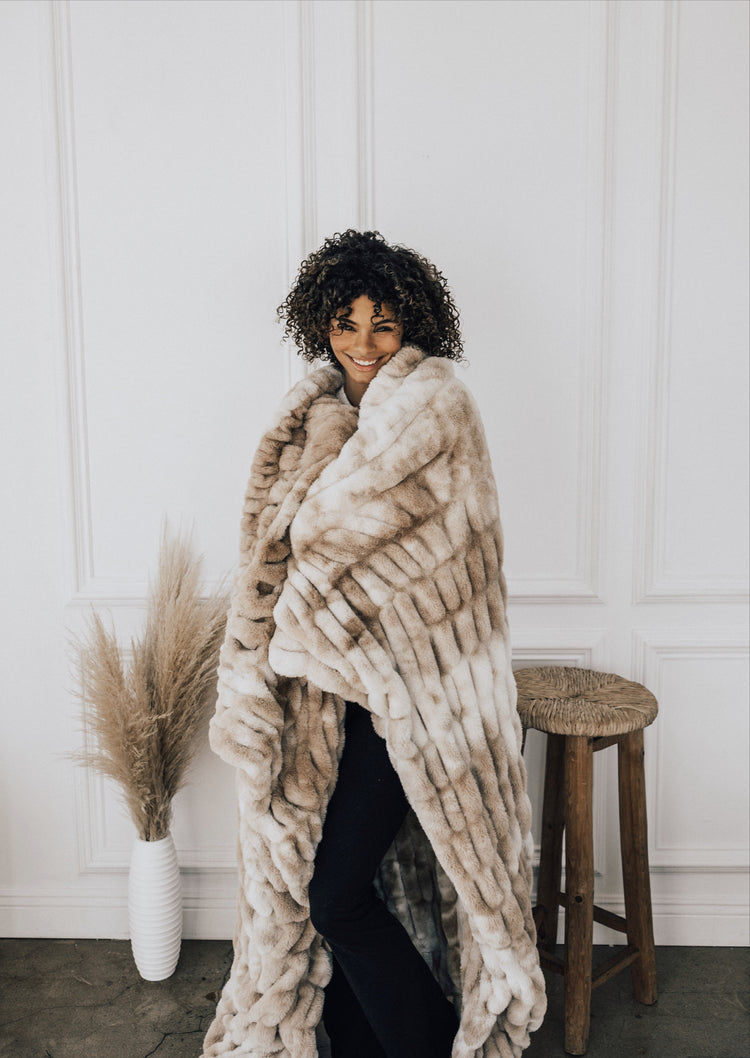 Caramel N' Cream Neutral Blanket | Lola Blankets